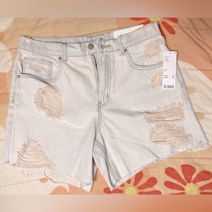 NWT Urban Outfitters BDG Dropped Waist Destroy Short